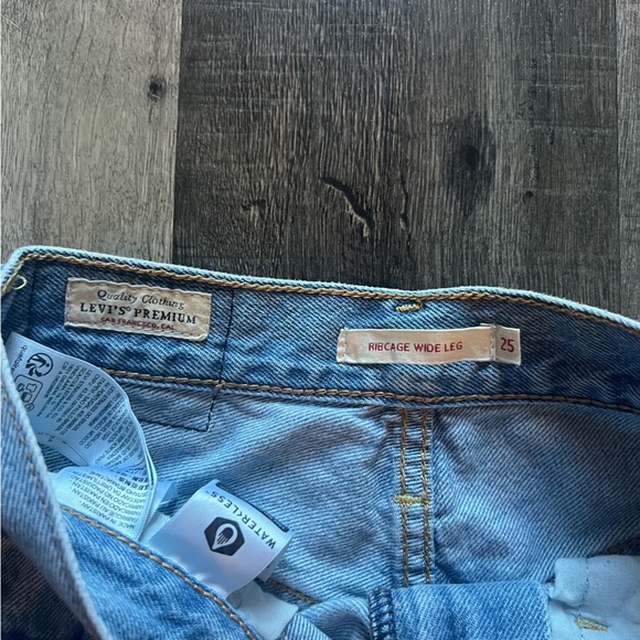 Ribcage Wide Leg Women’s Jeans - Picture 3 of 7